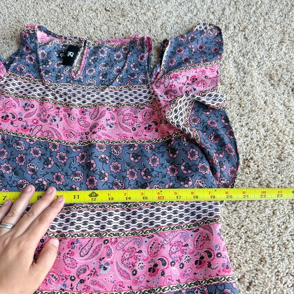 Iz‎ Byer Womems Pink and Blue Floral Paisley Print Cold Shoulder Size M Blouse